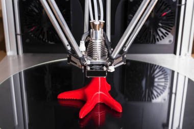 3 D 打印機(jī)與成品圖片