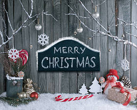 圣诞节内政与雪人、 招牌、 装饰树枝