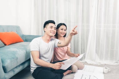 亞洲的年輕夫婦圖片