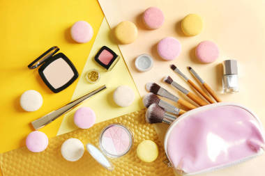 化妝品與化妝包