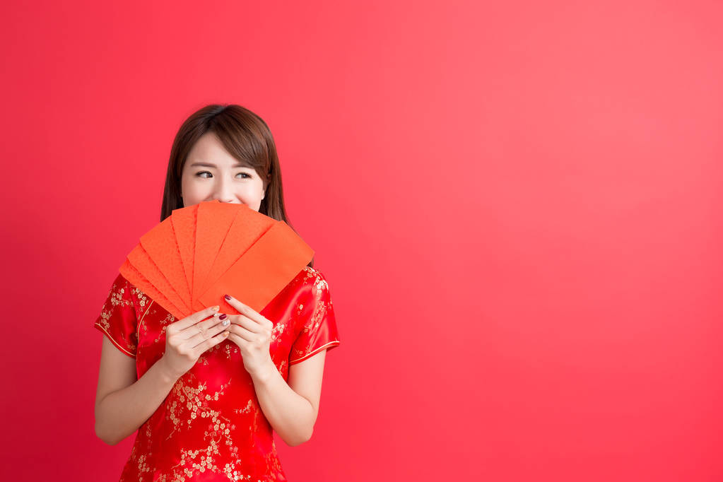女人控股红色信