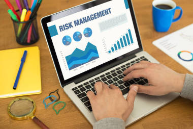 業(yè)務(wù)圖表和圖形在屏幕上圖片