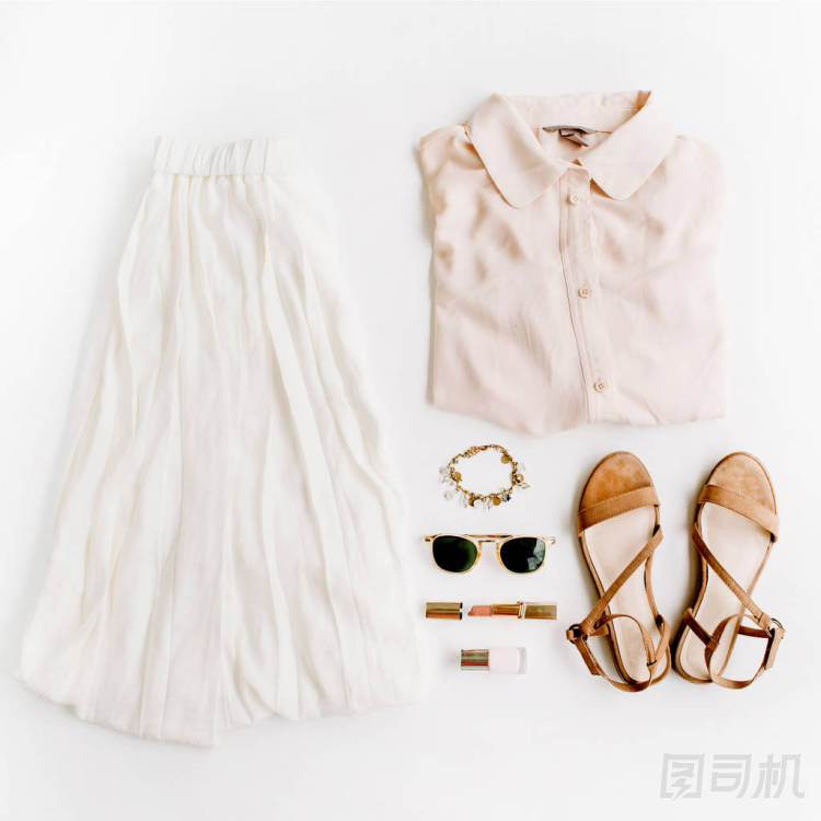 時(shí)尚女性衣服照片