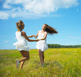 在夏天场舞蹈女孩图片