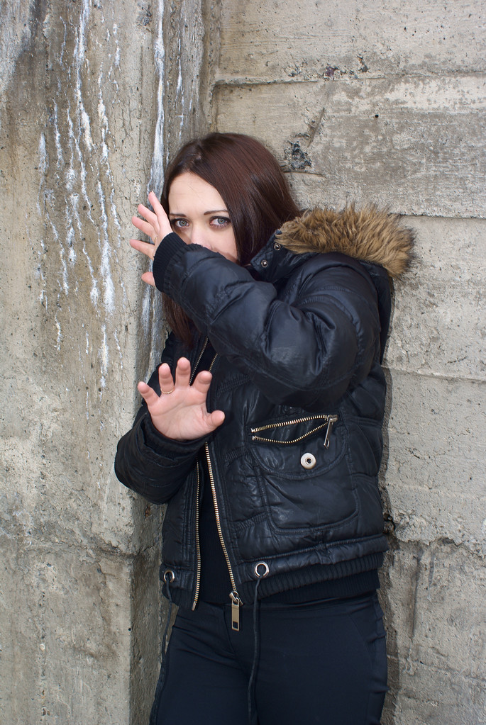 害怕年轻女人 害怕年轻女人