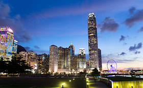 在晚上的香港城