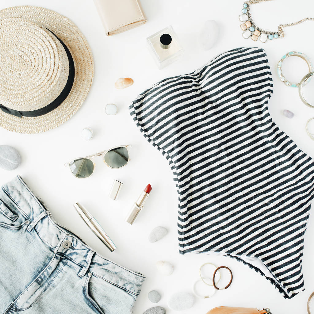 女性夏天的衣服和配件 女性夏天的衣服和配件
