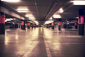 在很多建筑在帕金图片