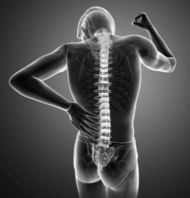 男性腰痛的感覺