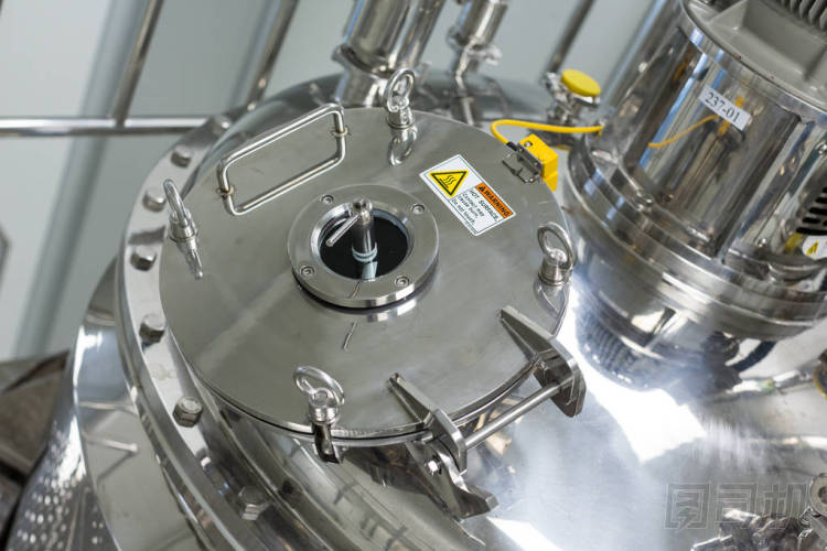 壓縮與閥鉻坦克帽圖片