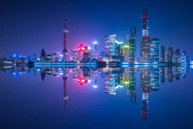 在晚上上海金融區(qū)圖片