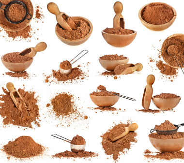 可可粉隔絕在白色背景上的集合