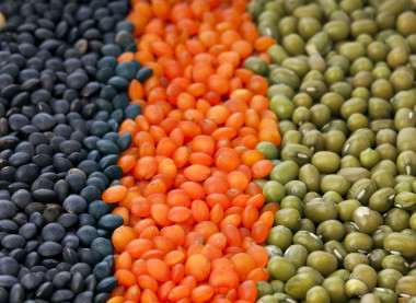 黑色、 紅色、 綠色的小扁豆宏特寫紋理