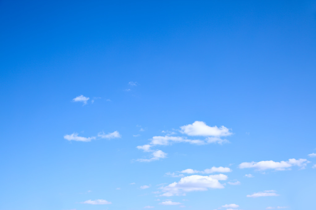 蓝天蓝云图片 蓝天蓝云图片