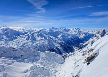 從山鐵力士山位于瑞士阿爾卑斯山的冬天，查看