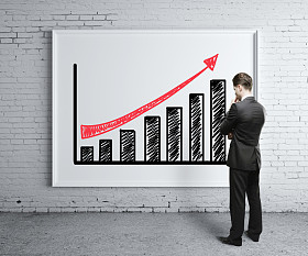 桌上的增长图表图片