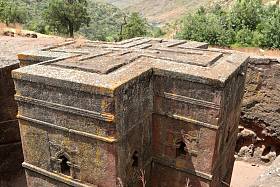 埃塞俄比亚拉利贝拉教堂的石刻