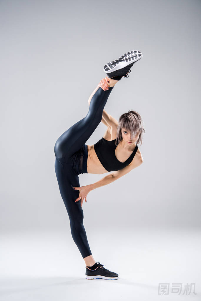 拉伸運動女人圖片