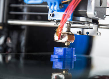 工作期間，3d 打印機(jī)，3d 印刷電子三個(gè)三維塑料打印機(jī)