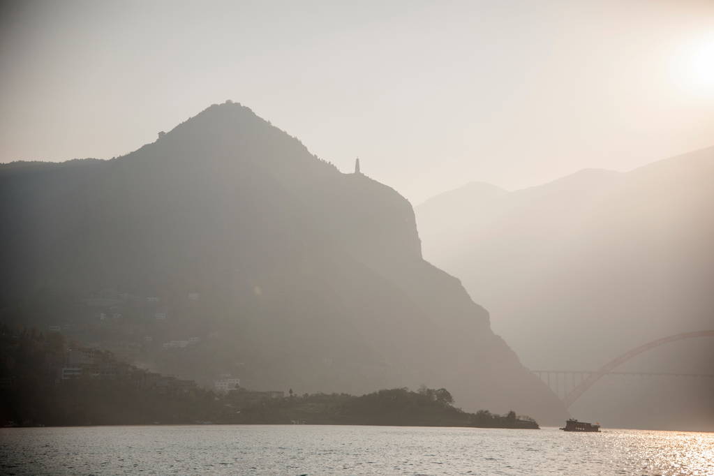 长江三峡巫峡图片 长江三峡巫峡图片