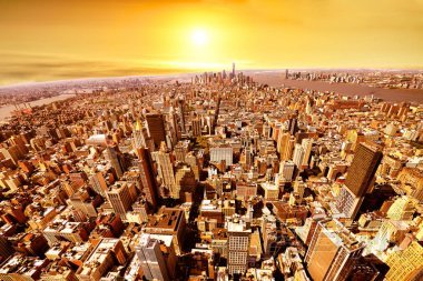 日出时的曼哈顿天际线图片