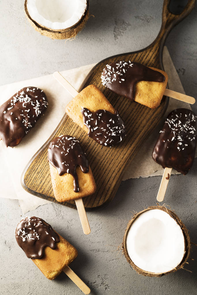 蛋糕和巧克力釉的持久性有机污染物