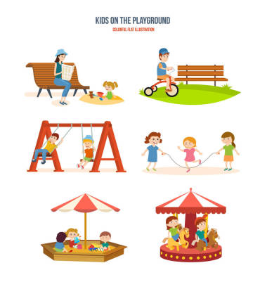 与孩子们在新鲜的空气，骑自行车，环形交通枢纽散步