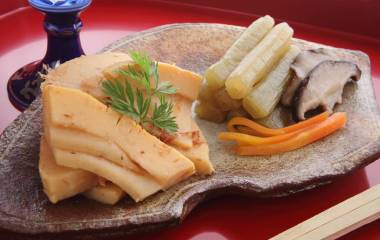 煨春季蔬菜，日本食