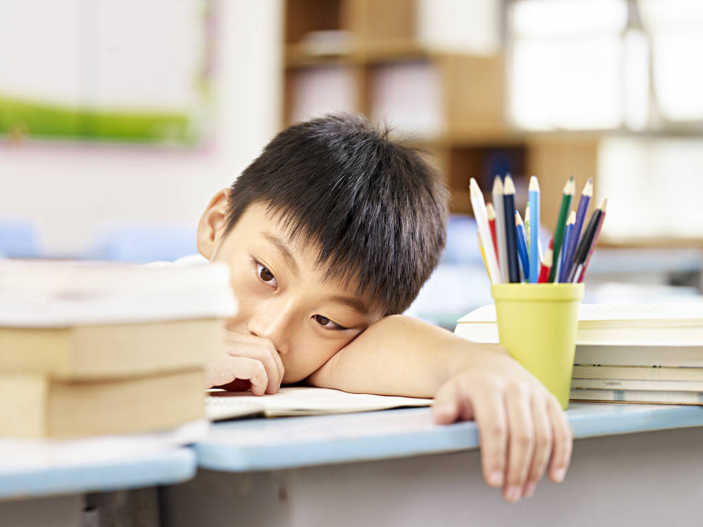 用尽了亚洲小学男生