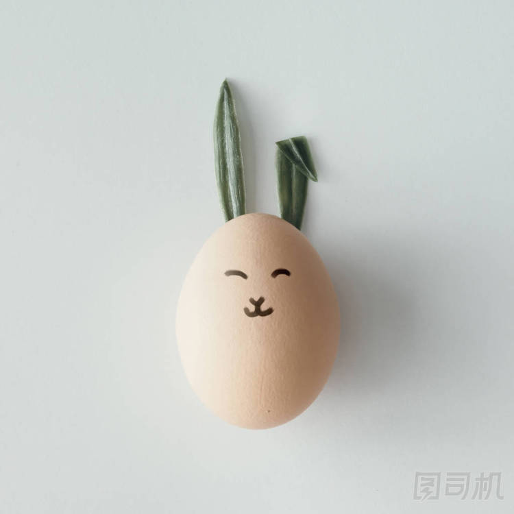 復(fù)活節(jié)彩蛋與兔子耳朵和臉