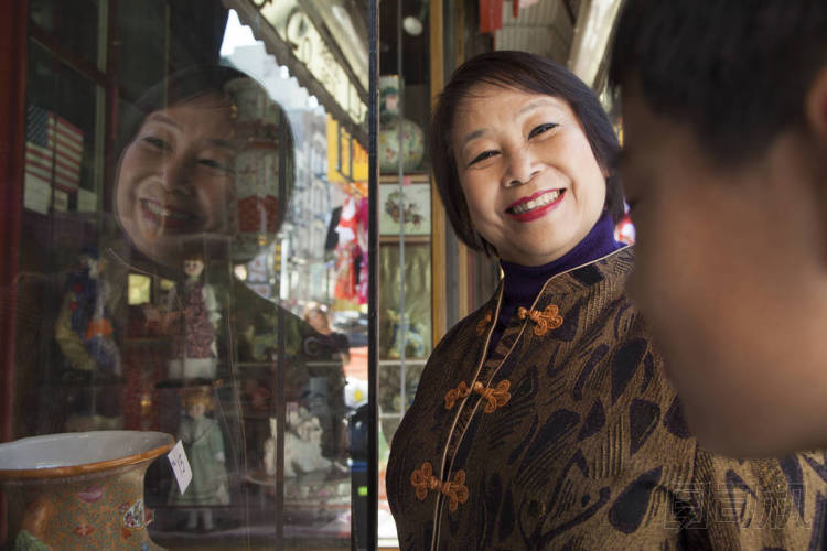 亞洲家庭商店門口圖片