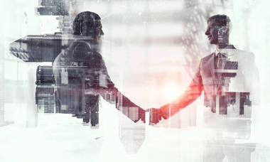 與大企業(yè)的合并?；旌厦襟w圖片