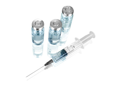 醫(yī)療安瓿和注射器上白色隔離