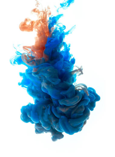 颜色掉进液体和拍照的议案。油墨