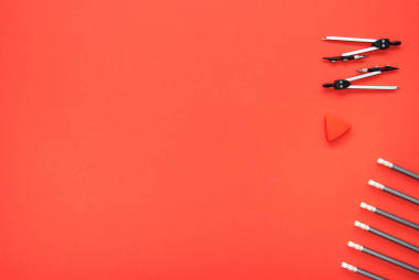 有组织的办公用品 图片