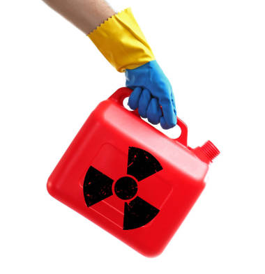 手里拿的可以，有毒的水