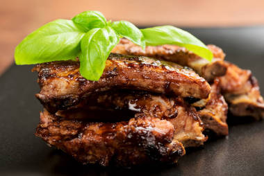 牛至的烤的排骨