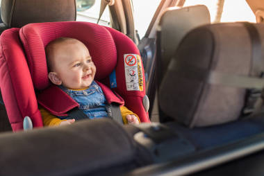 汽車(chē)安全座椅的嬰兒