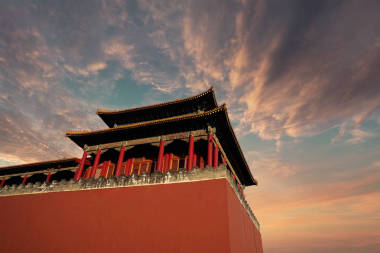 歷史的皇家宮殿，與黎明的天空