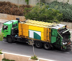 垃圾运输车