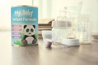 可以和舀奶粉的嬰兒配方奶粉圖片