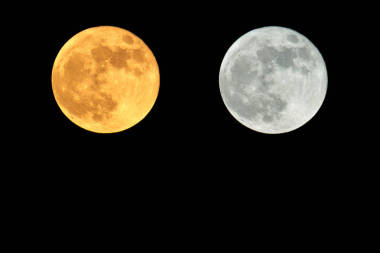 在黑色背景上的超級月亮