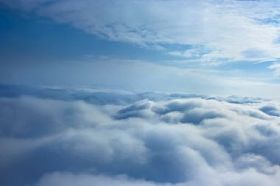 美丽云彩的天空图片