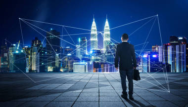 在城市中心與網(wǎng)絡(luò)商人圖片