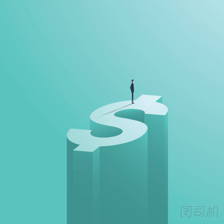 站在高大的美元貨幣符號作為商業(yè)投資或風險的象征的商人。銀行、 金融、 貿(mào)易符號