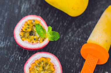 芒果和西番蓮果