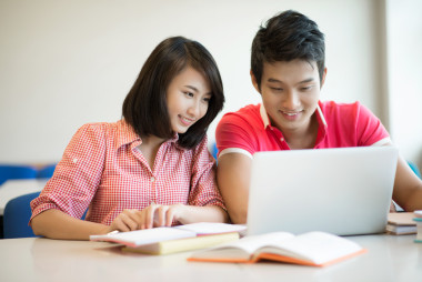 现代家庭作业实干家照片