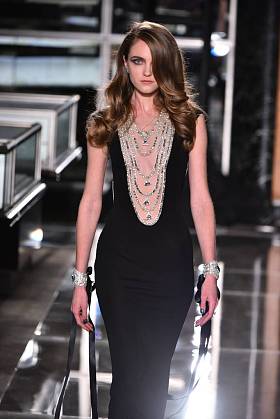 在Tiffany & Co Reem Acra