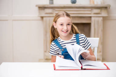 女孩讀的書