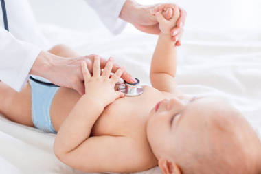 聽診器的寶寶 圖片